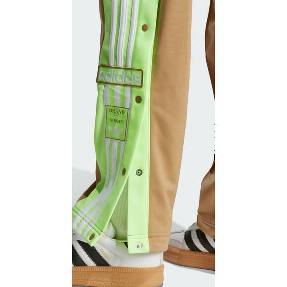 NEW ADIDAS ORIGINALS Adibreak Firebird Set Women Small Cardboard/ Signal Green - Picture 7 of 11